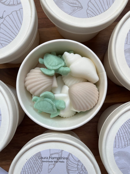 Rock Salt & Driftwood Tub